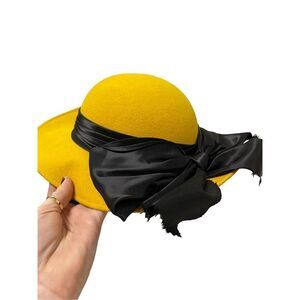 Vintage bollman doeskin wool hat yellow black bow Made in USA Derby Church